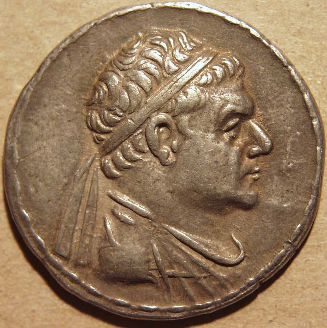 Bactria: Heliocles I, Silver tetradrachm obverse