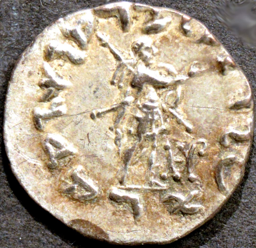 Agathocleia, Silver drachm reverse