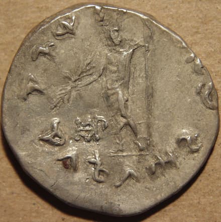 Heliocles II, Silver tetradrachm reverse