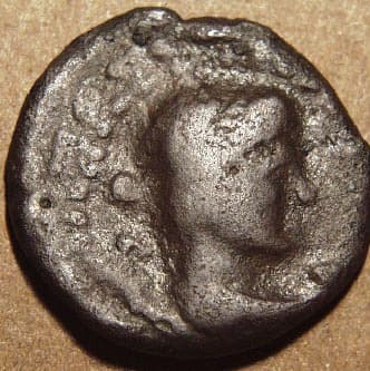 Kujula Kadphises AE dichalkon - Copper obverse