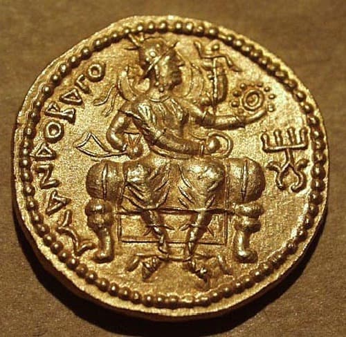 Kanishka I Gold dinar, Mithra reverse