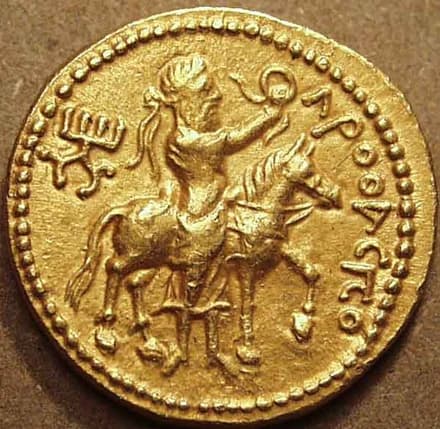 Kanishka I AE tetradrachm/unit, Maitreya Buddha - Copper reverse