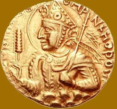Huvishka AE tetradrachm or unit - Copper obverse
