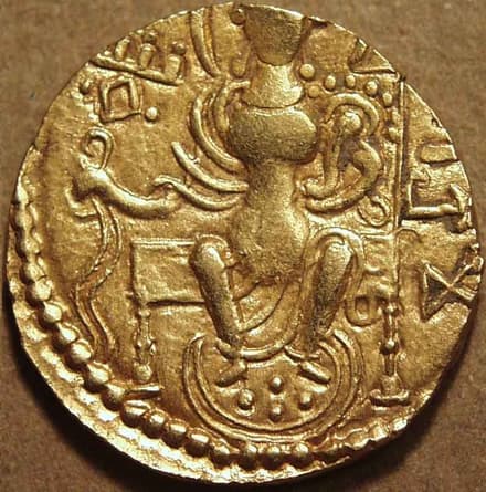 Samudragupta Gold dinar, Battle-axe type reverse