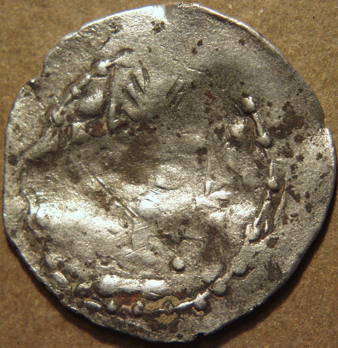 Mehama silver drachm, fine crowned style reverse