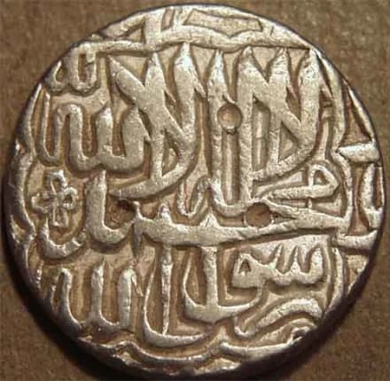 Akbar Silver rupee, Agra coin