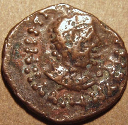 Kujula Kadphises AE reduced tetradrachm - Copper obverse