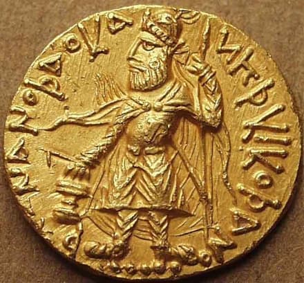Kanishka I Gold dinar, Ardochsho obverse