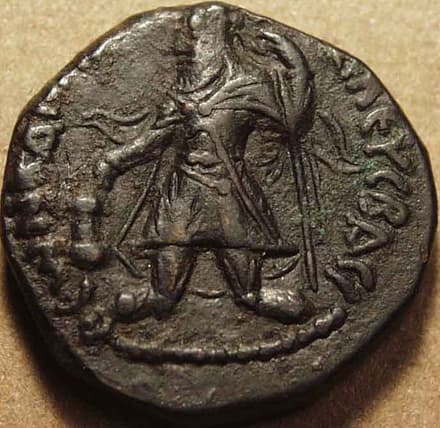 Kanishka I Gold quarter dinar, Mithra obverse