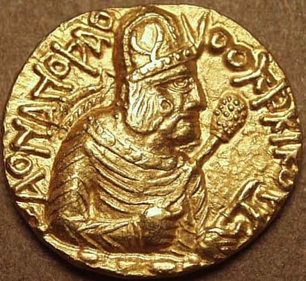Huvishka Gold dinar obverse